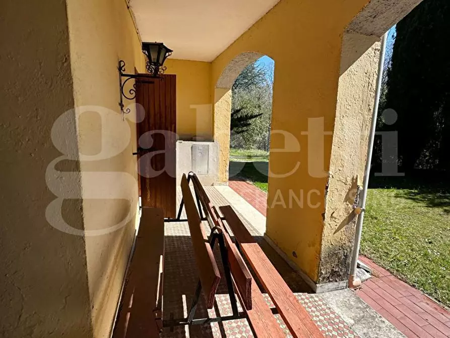 Immagine 27 di Villa in vendita  in LocalitÃ  leonini, snc a Torricella In Sabina