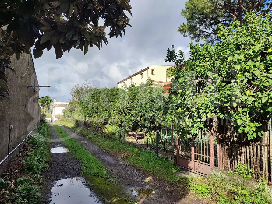 Immagine 2 di Casa indipendente in vendita  in Via Prota, 25 a Torre Annunziata