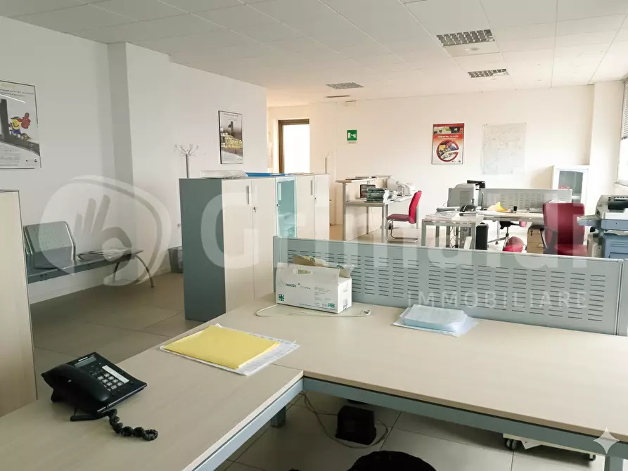 Immagine 5 di Ufficio in vendita  in Via ruini, 74 a Reggio Nell'emilia