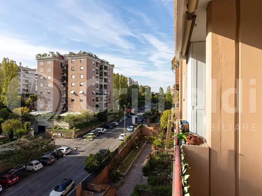 Immagine 27 di Appartamento in vendita  in Via dell' Orsa Maggiore a Roma