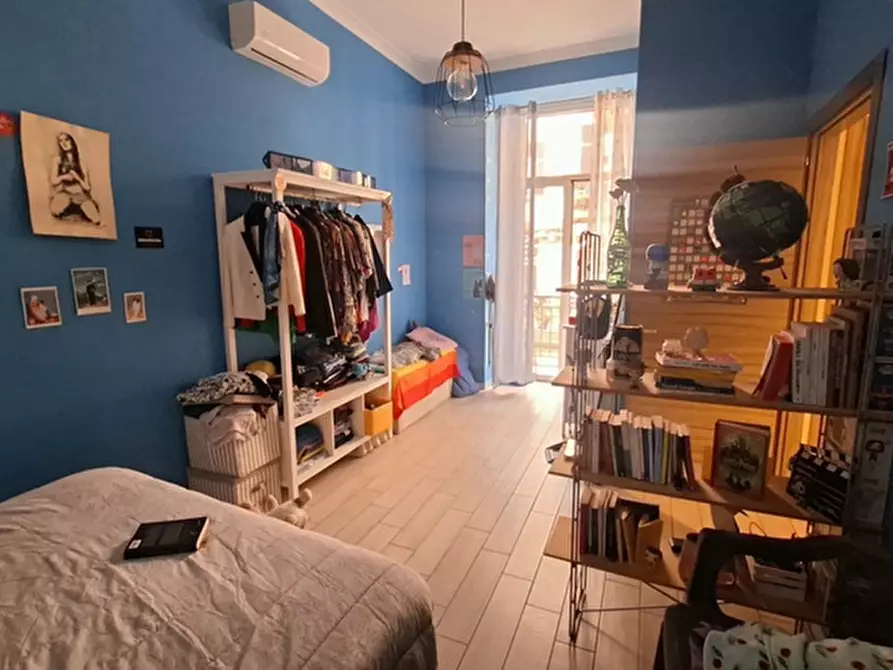 Immagine 14 di Appartamento in vendita  in Piazza Arcangelo Scacchi a Napoli