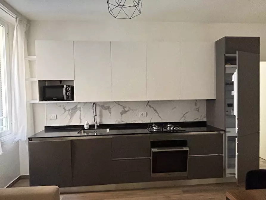 Immagine 7 di Appartamento in affitto  in Via Friuli, 80 a Milano
