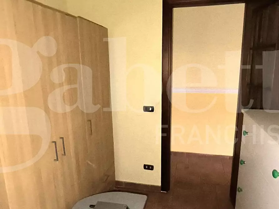 Immagine 15 di Appartamento in vendita  in Via stadera a Napoli