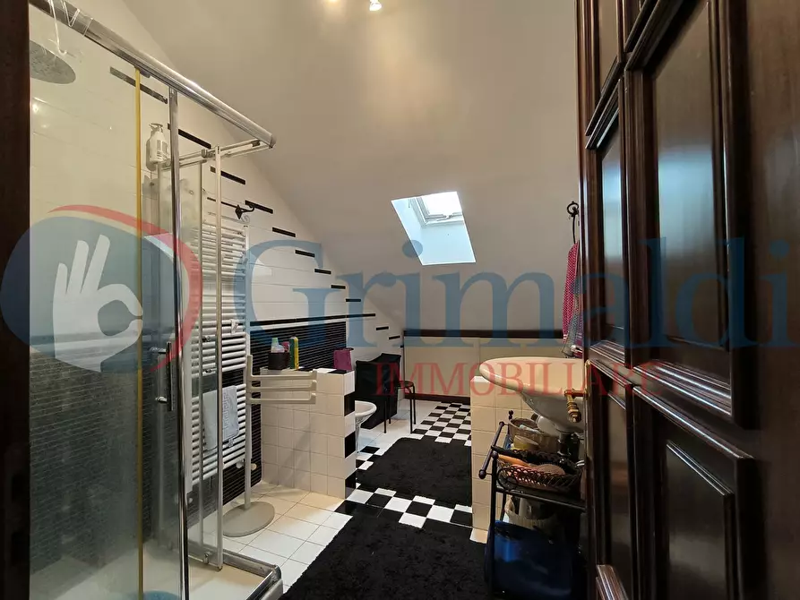 Immagine 32 di Villa in vendita  in Via Baronato del Pellegrino a Messina