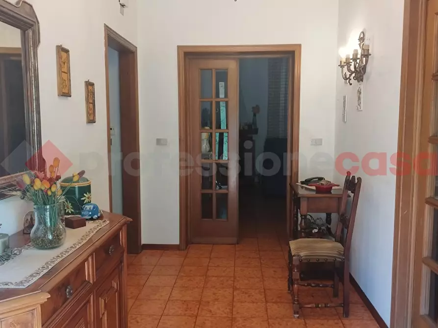 Immagine 7 di Villa in vendita  in Via di Moriano, 10 a Lucca