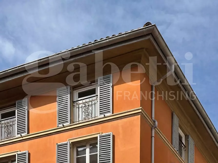 Immagine 4 di Appartamento in vendita  in Vicolo Carega, 3 a Bologna