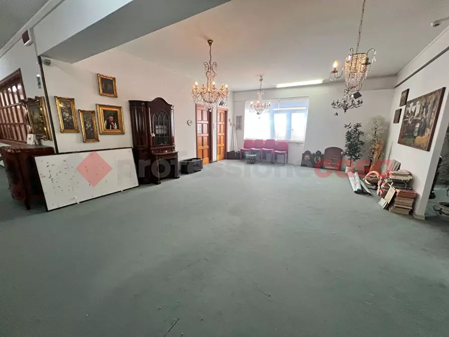 Immagine 11 di Capannone industriale in vendita  in Via SANDRO PERTINI, 10 a Tito