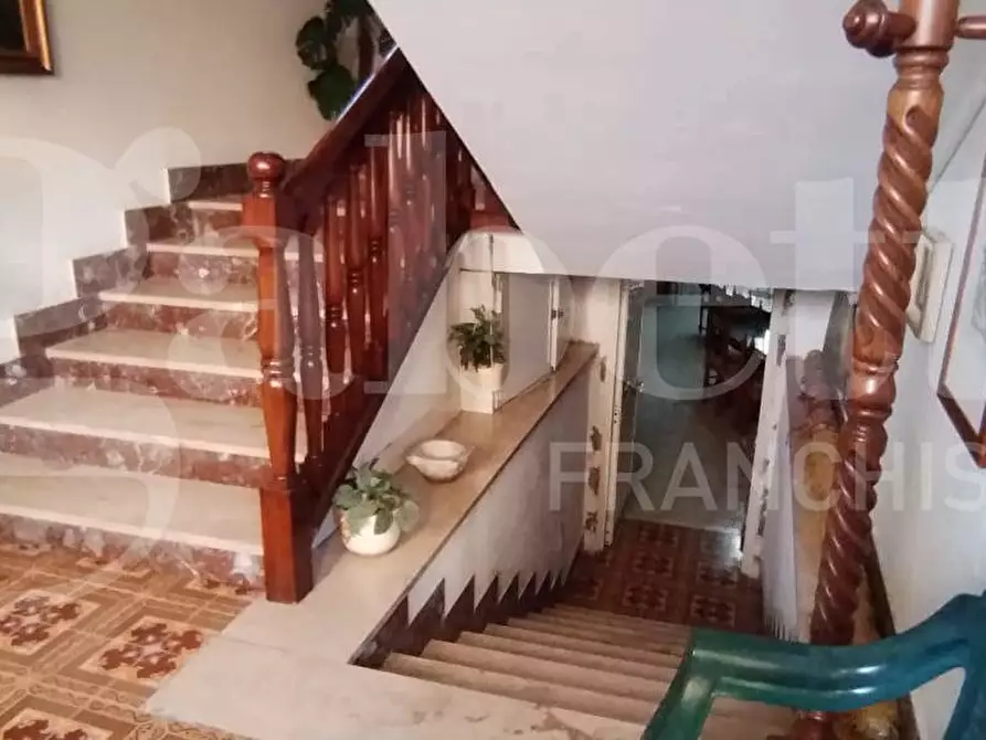 Immagine 35 di Appartamento in vendita  in Via Vittorio Veneto a Sant'arpino