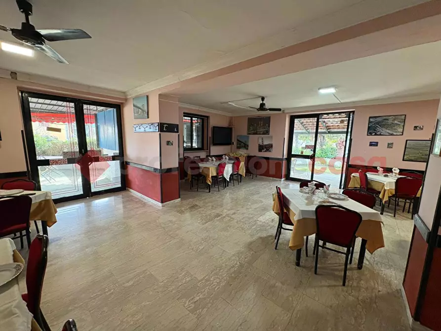 Immagine 2 di Bar / Ristorante in vendita  in Via Punta Fiume, snc a Sessa Aurunca