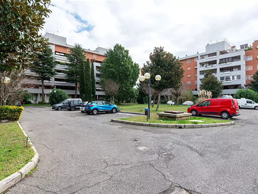 Immagine 24 di Appartamento in vendita  in Via di Dragoncello, 497 a Roma