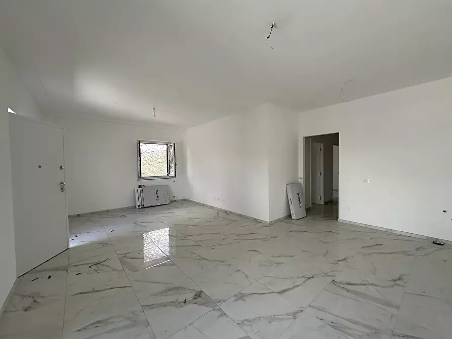 Immagine 4 di Terratetto in vendita  in Via DEI PLATANI, 00 a Manziana