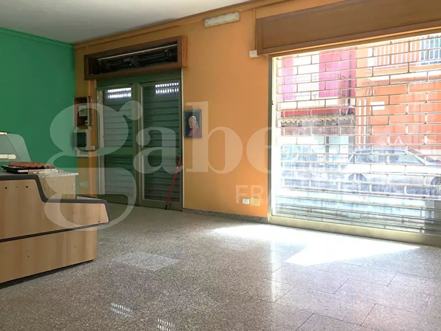 Immagine 6 di Negozio in affitto  in Via Antonino D'Antona, 8-18 a Ragusa