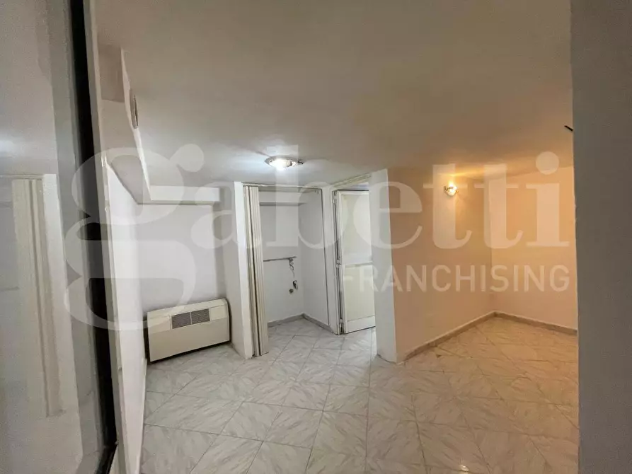 Immagine 4 di Appartamento in vendita  in Vico Indipendenza 2, traversa, 7 a Gaeta