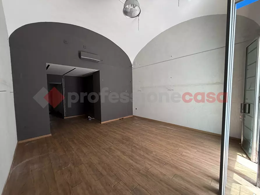 Immagine 14 di Negozio in affitto  in Corso De Carolis, snc a Santa Maria Capua Vetere