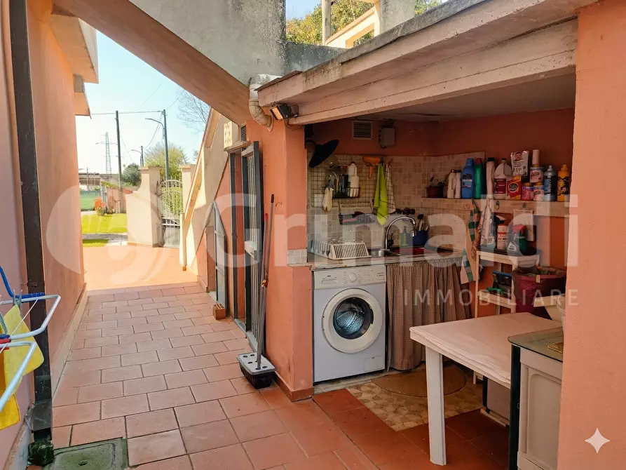 Immagine 22 di Villa in vendita  in Via ALTETA a Massa