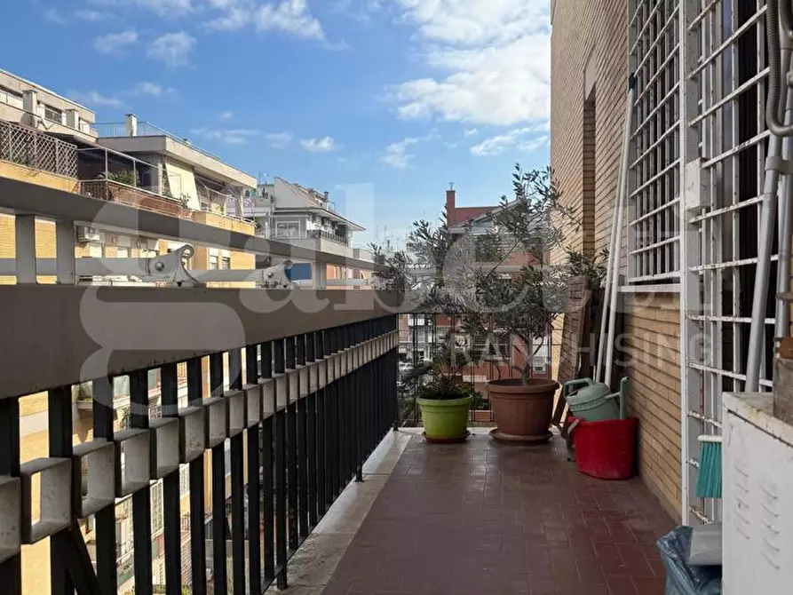 Immagine 28 di Appartamento in vendita  in Via Antonio De Viti De Marco a Roma