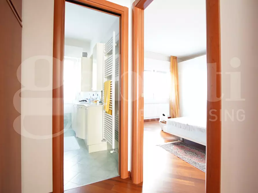 Immagine 17 di Appartamento in vendita  in Via Vallon, . a Venezia