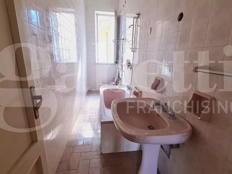 Immagine 9 di Appartamento in vendita  in Via Villagrazia a Palermo