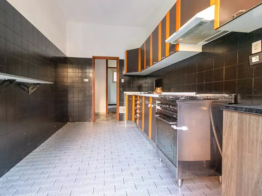 Immagine 10 di Appartamento in vendita  in Via Renato Stracciari, 5 a Bologna