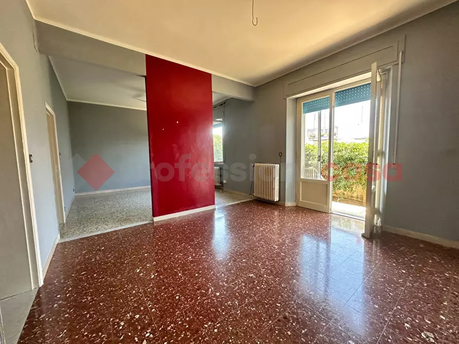 Immagine 1 di Appartamento in vendita  in Via SALVESTRI a Livorno