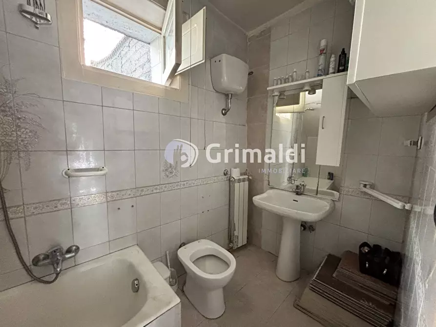 Immagine 5 di Appartamento in vendita  in Via GiosuÃ¨ Carducci, 9 a Acerra