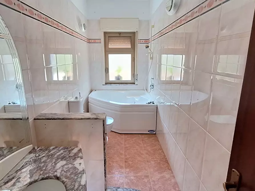 Immagine 14 di Appartamento in vendita  in Via Palermo, 435 a Messina