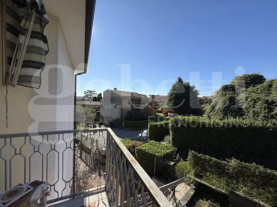 Immagine 39 di Casa bifamiliare in vendita  in Via Como, 1 a Erba