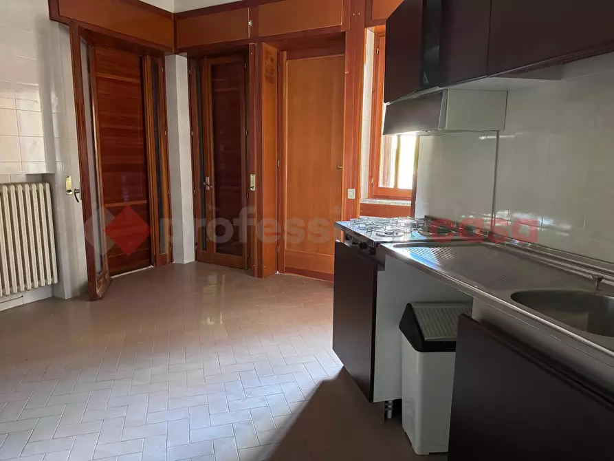 Immagine 26 di Villa in vendita  in Via VILLA INDIPENDENTE IN VIALE PRIMO MAGGIO, SNC a Filiano