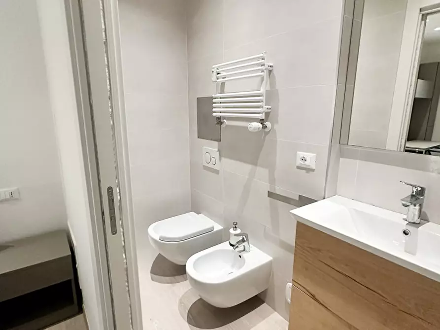 Immagine 18 di Appartamento in affitto  in Via Goito, 18 a Bologna