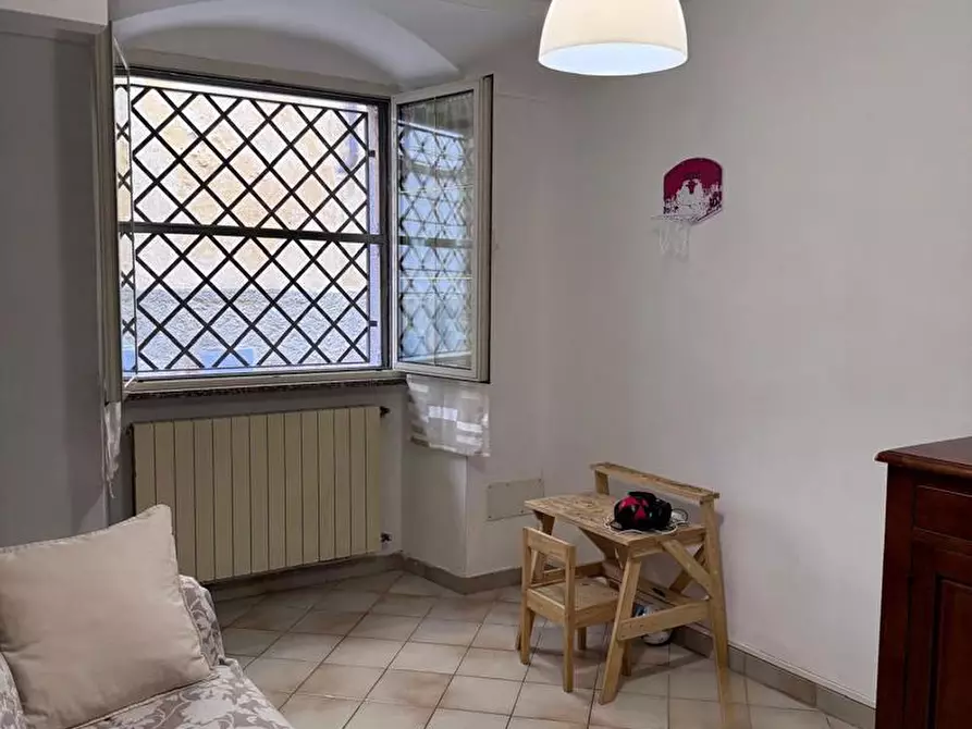 Immagine 2 di Appartamento in vendita  in Via BORGO DEL PONTE, 123 a Massa