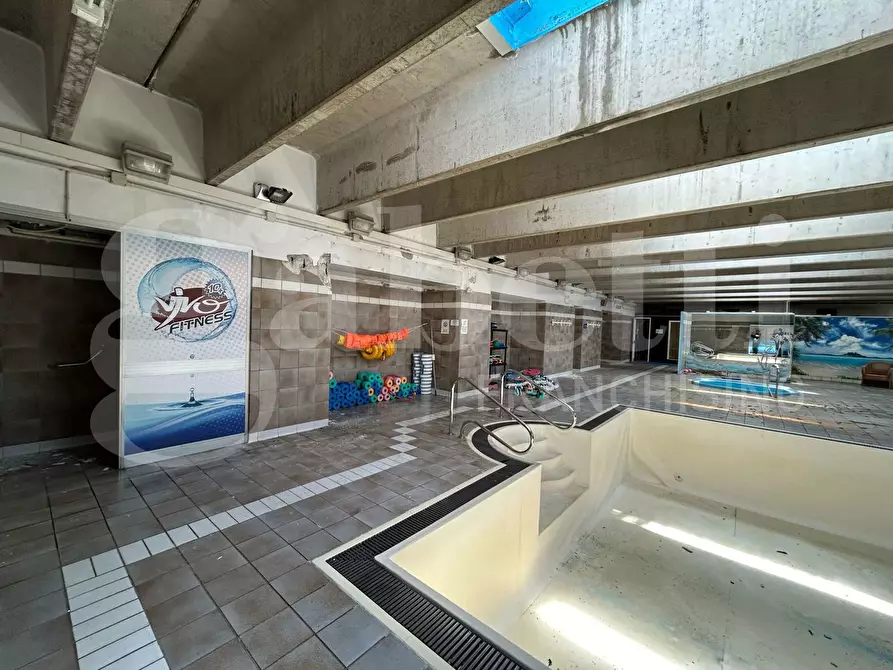 Immagine 6 di Negozio in affitto  in Via Gorizia a Rivalta Di Torino