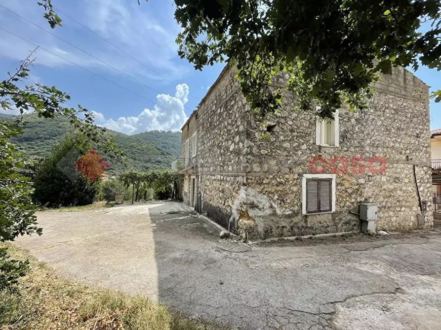 Immagine 1 di Casa indipendente in vendita  in Via LE QUERCE, 10 a Fondi