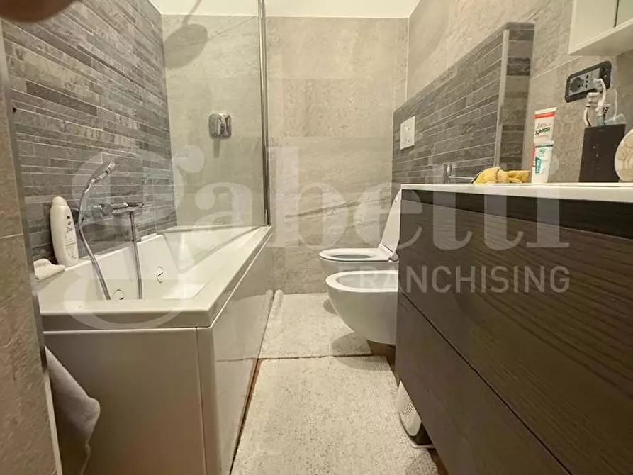 Immagine 11 di Appartamento in vendita  in Via Antonio De Viti De Marco a Roma