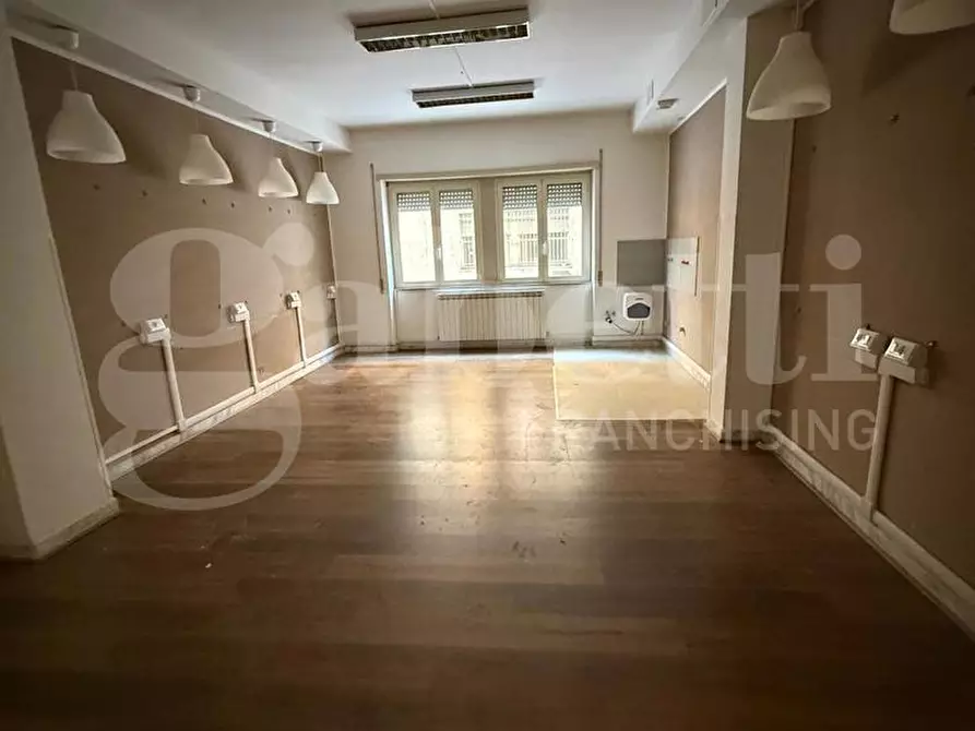 Immagine 15 di Ufficio in vendita  in Via dei salici, 65 a Rieti