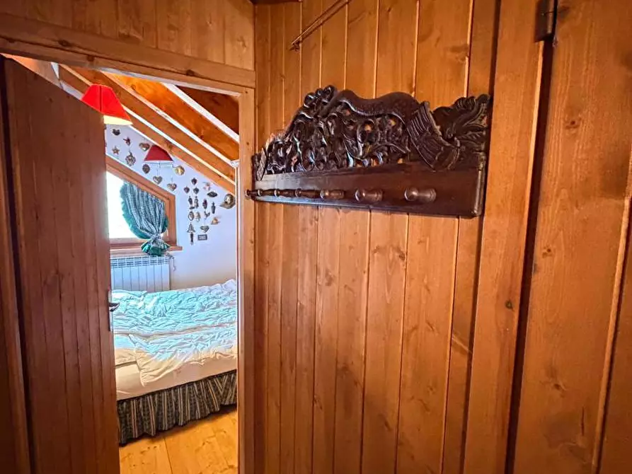 Immagine 23 di Appartamento in vendita  in Via ROMA, 42 B a Ponte Di Legno