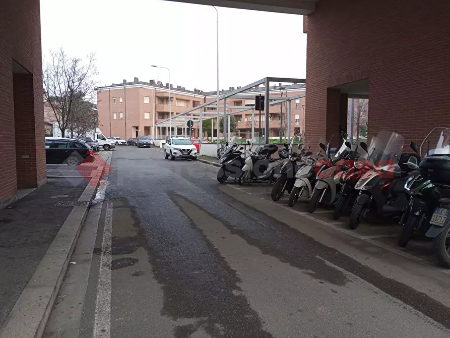 Immagine 10 di Negozio in affitto  in Via GABRIELE D'ANNUNZIO a Firenze