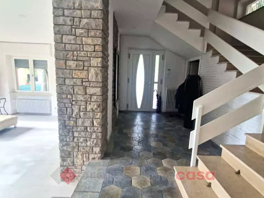 Immagine 6 di Villa in vendita  in Strada Dei Conservoni a Perugia