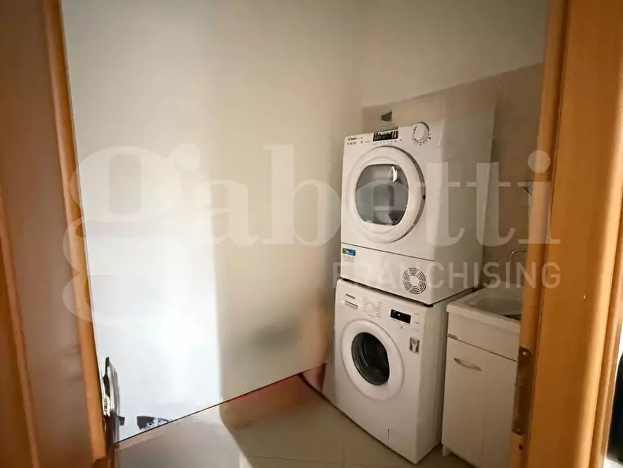 Immagine 11 di Appartamento in vendita  in Via Gugliemo Marconi, 145 a Lamezia Terme