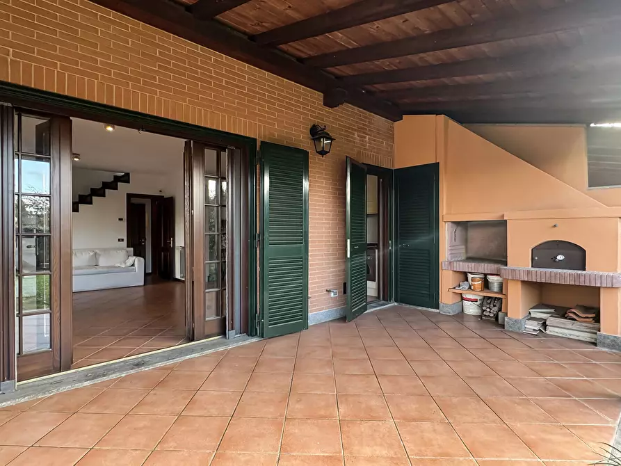 Immagine 13 di Casa quadrifamiliare in vendita  in Via Ermanno Wolf Ferrari, 169 a Roma
