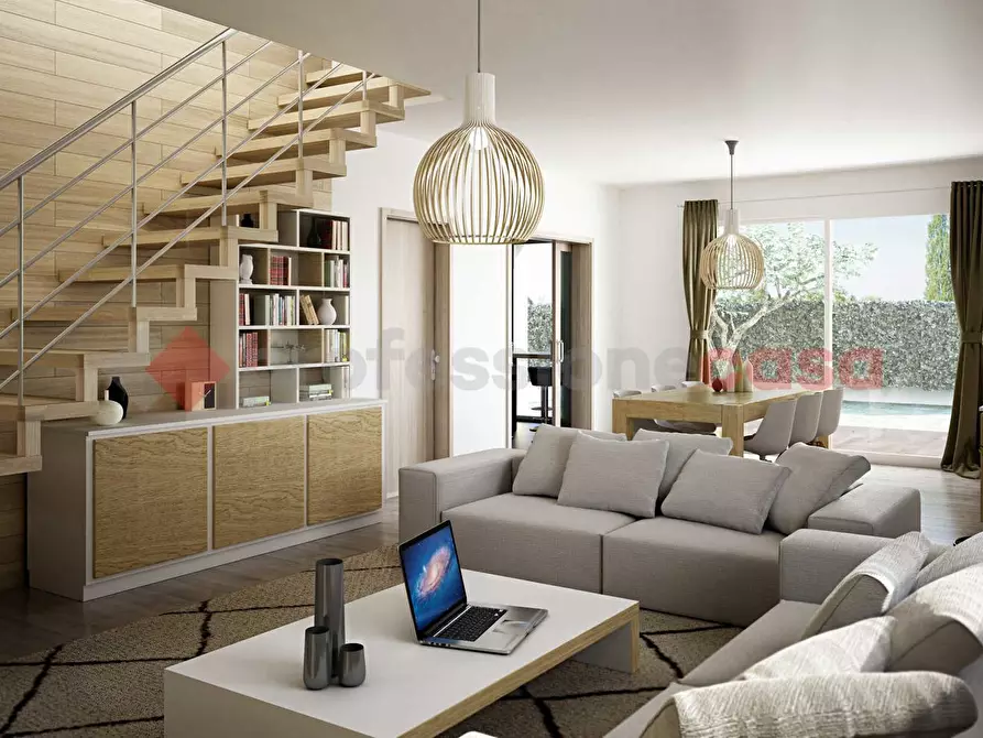 Immagine 5 di Villa in vendita  in Corso Vallisneri a Scandiano