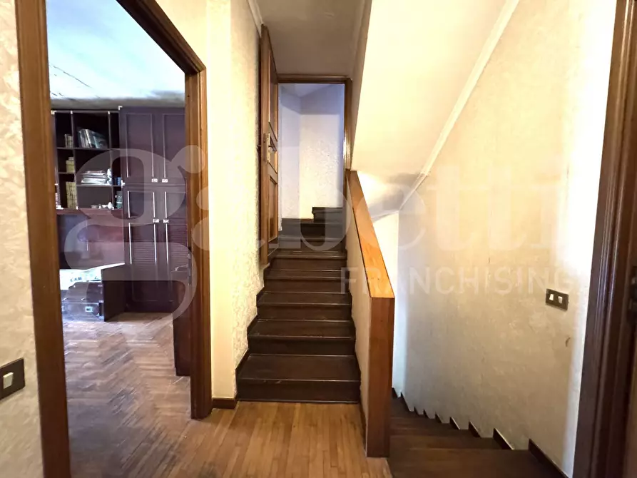 Immagine 24 di Villetta a schiera in vendita  in Via dei Gonzaga a Roma