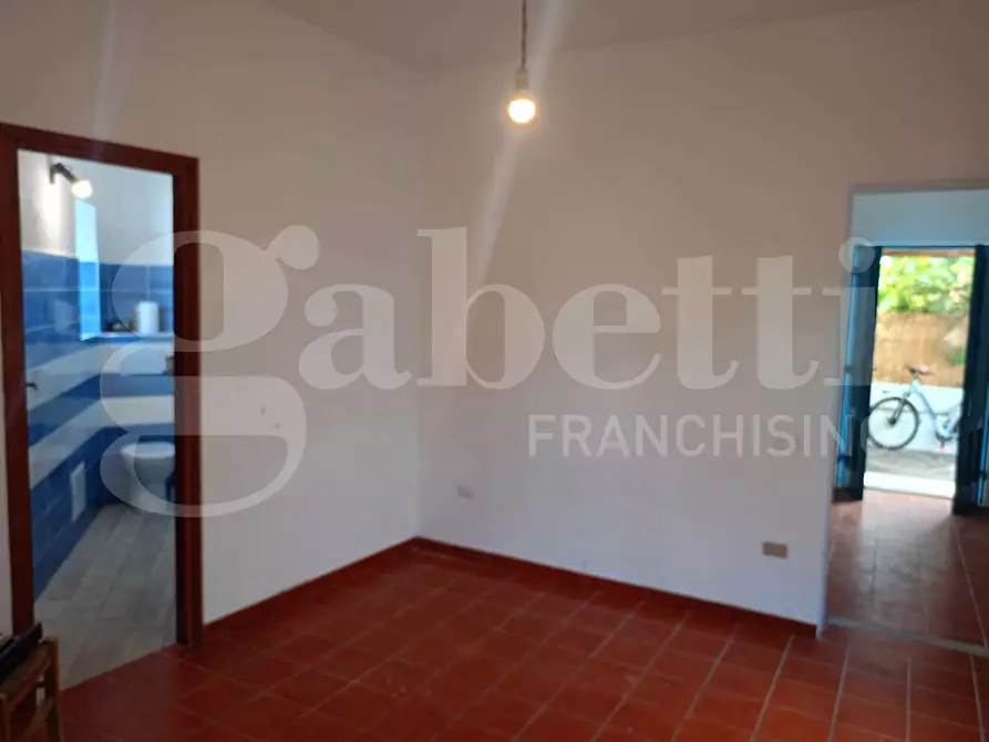 Immagine 12 di Appartamento in vendita  in Via Roma-Stromboli, snc a Lipari