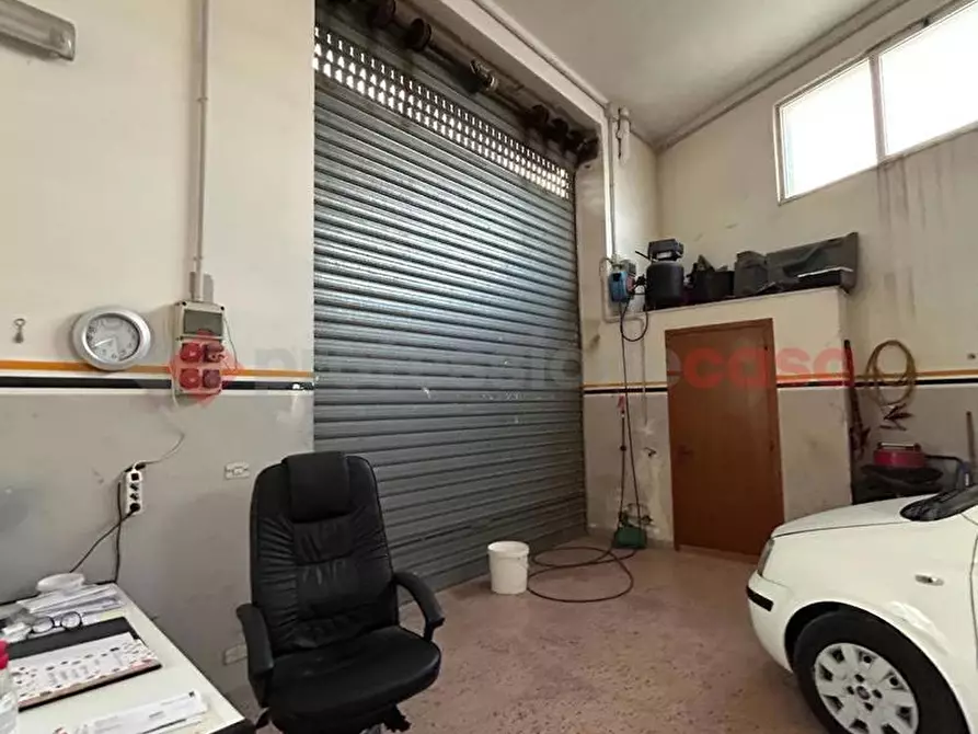 Immagine 5 di Ufficio in affitto  in Viale delle Comunicazioni, snc a Ostuni