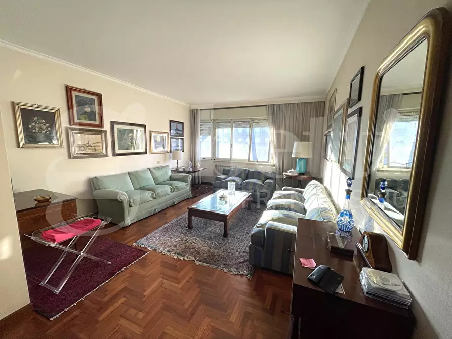 Immagine 2 di Appartamento in affitto  in Largo Valerio Bacigalupo, 32 a Roma