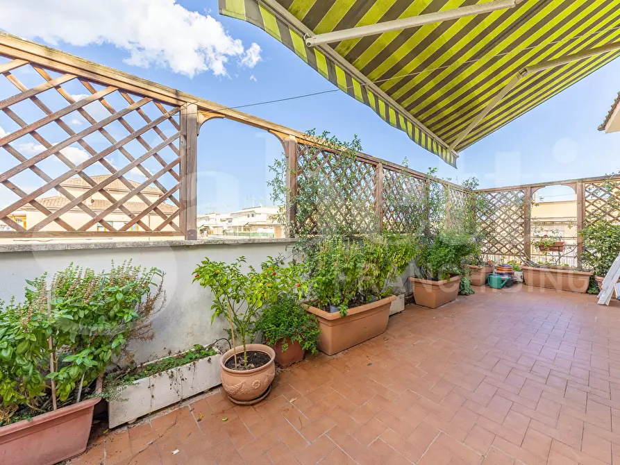 Immagine 4 di Attico in vendita  in Via Pietro Maffi, 144 a Roma