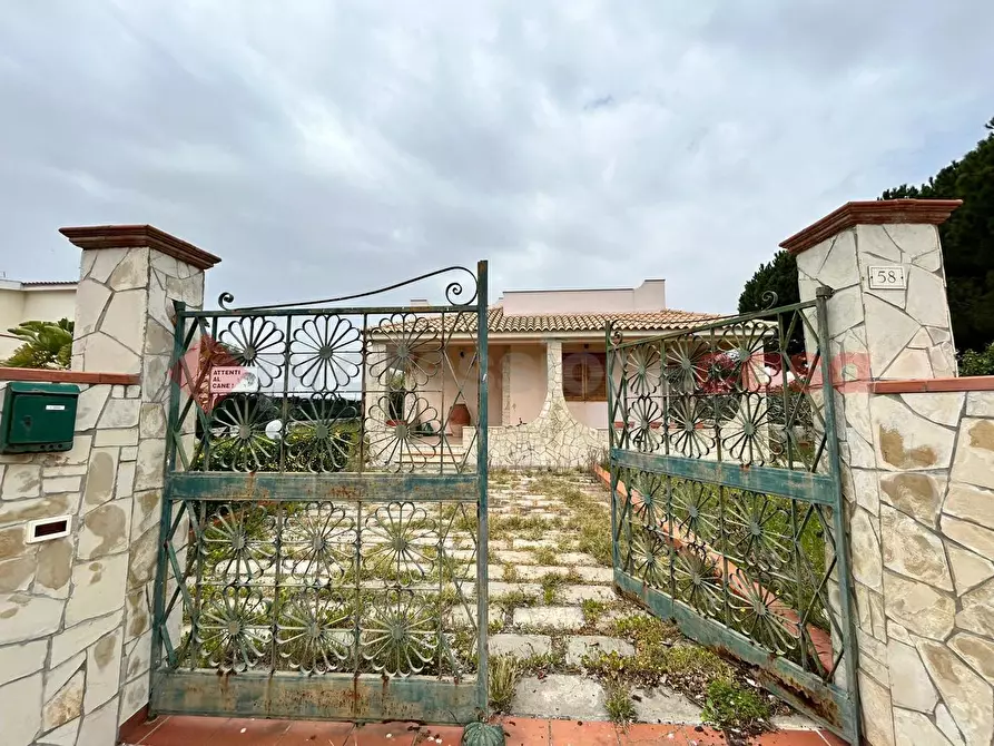Immagine 5 di Villa in vendita  in Via isola bali, 58 a Siracusa