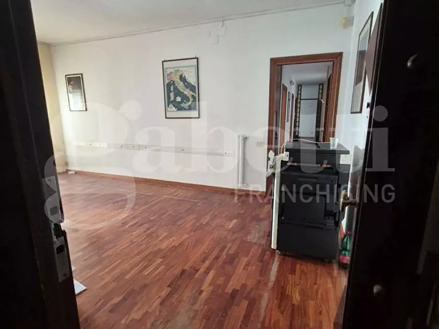 Immagine 2 di Appartamento in vendita  in Corso Umberto I, 221 a Torre Annunziata