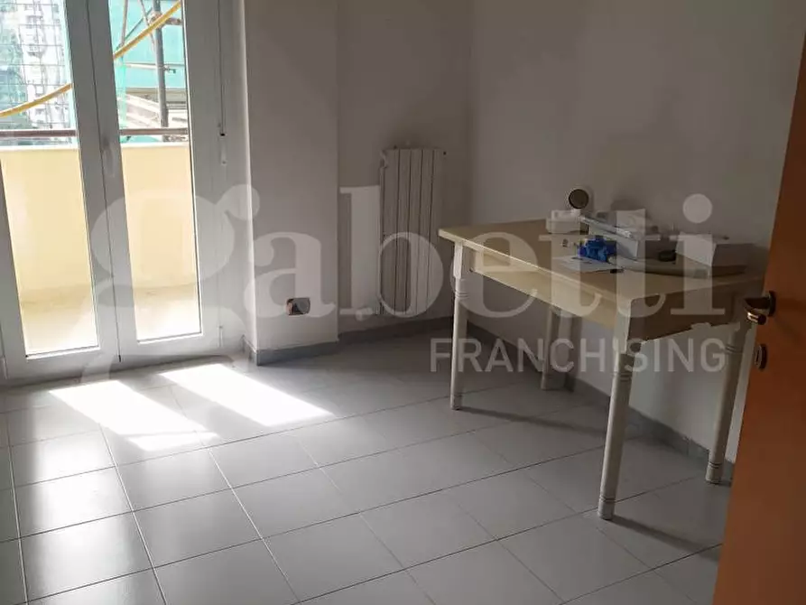 Immagine 5 di Appartamento in vendita  in Piazza SANDRO PERTINI, 11 a Taranto