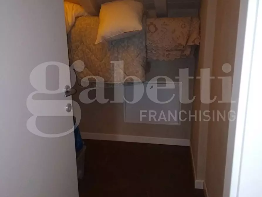 Immagine 18 di Palazzo in vendita  in Piazzale GANELLI, 3 a Codogno