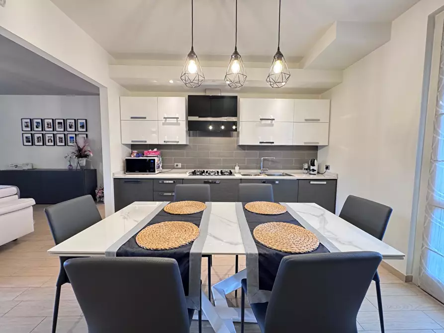 Immagine 9 di Appartamento in vendita  in Via Don Domenico Elidoro, 16 a Pumenengo